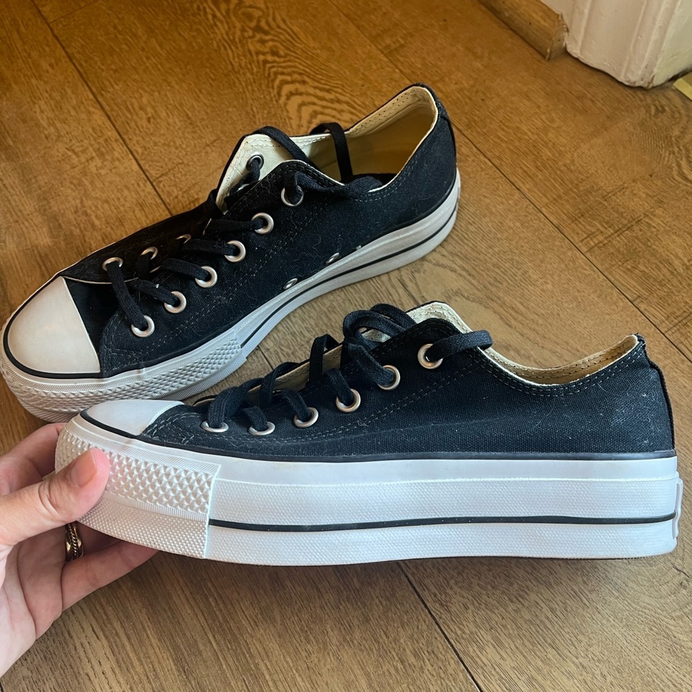 Platform Converse Canvas Shoes View 2
